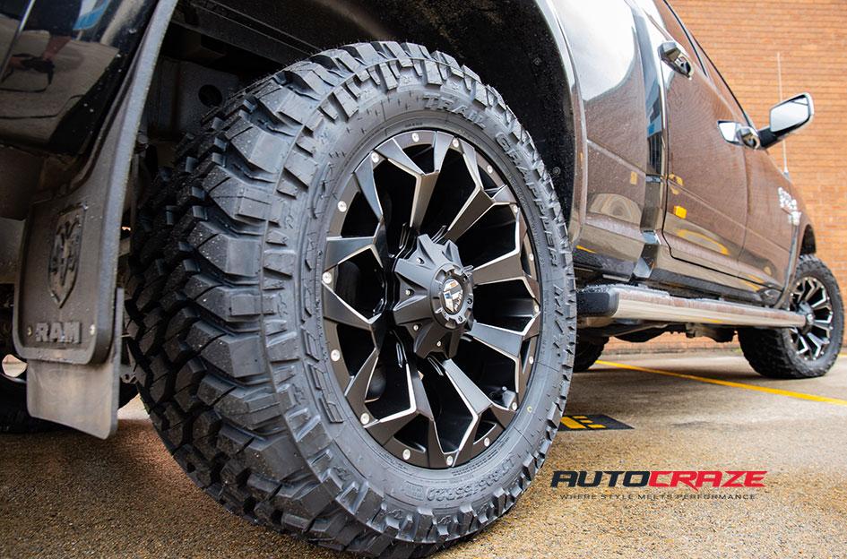 DODGE RAM ASSAULT BLACK MILLED
